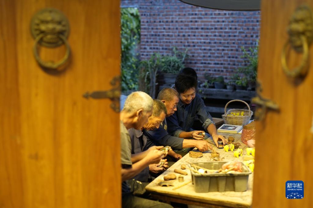 leg棋牌平台